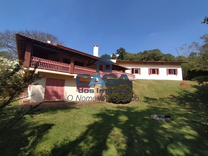Casa de Alto Padrão no Planalto Verde.