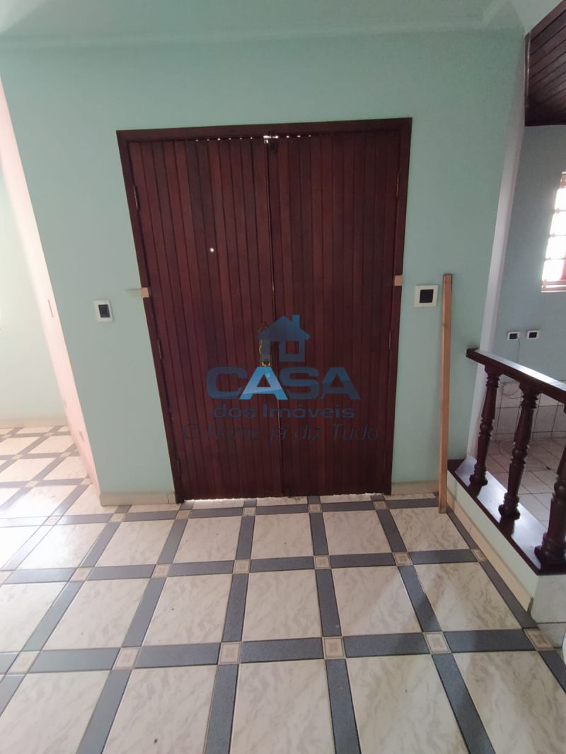 Excelente Oportunidade de Casa na Avenida São Roque. — foto 2