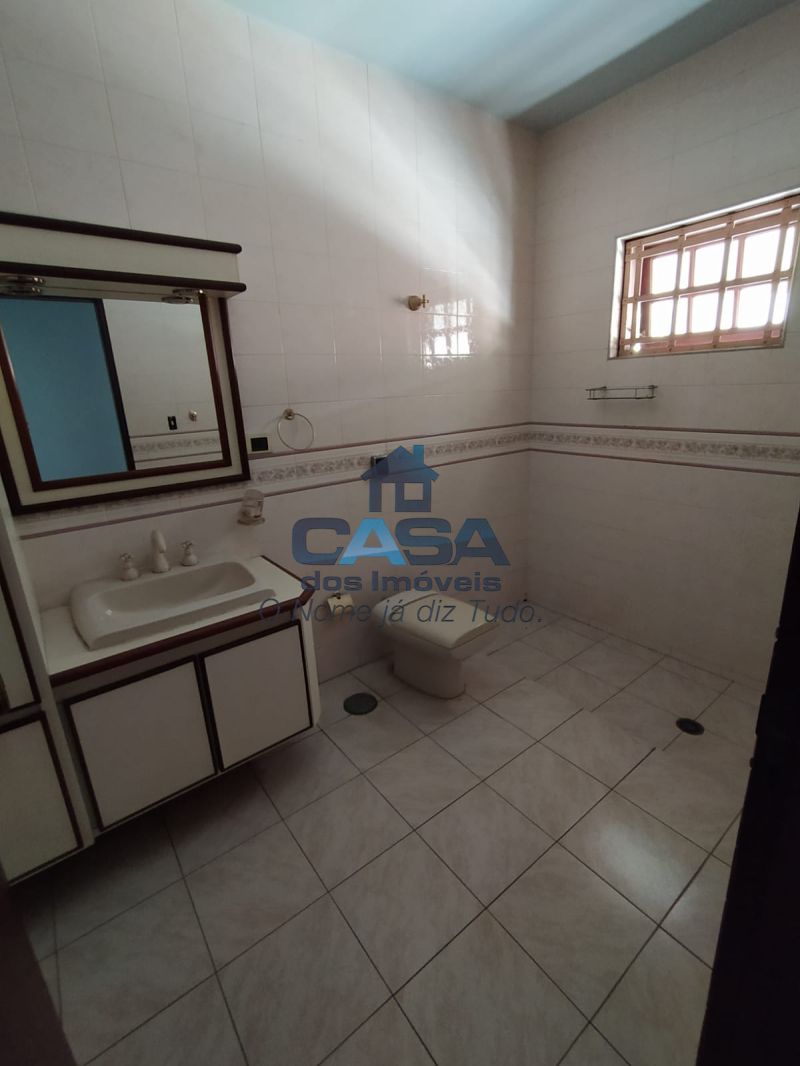 Excelente Oportunidade de Casa na Avenida São Roque. — foto 3