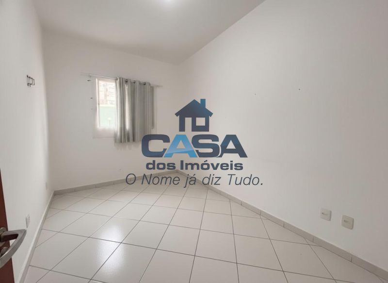 Casa de Condomínio no Residencial Vila Helena - Jardim Flórida. — foto 5