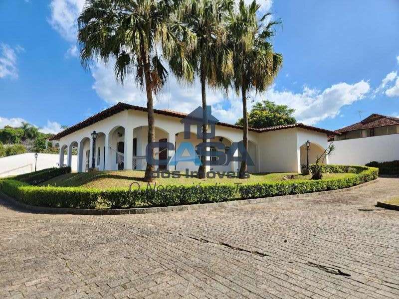 Residência Estilo Colonial - Oportunidade única na Região.