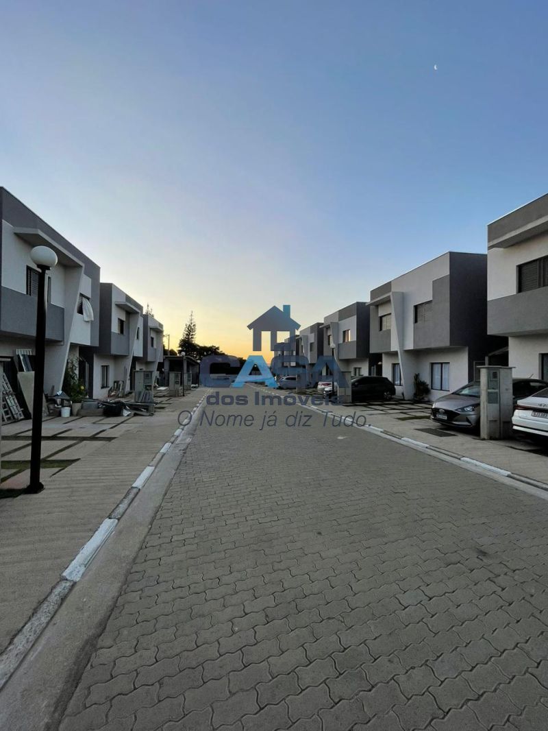 Lindo Sobrado em Condomínio! — foto 3