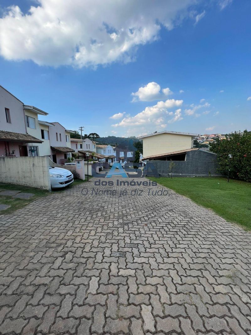 Ótimo Sobrado em Condomínio Fechado! — foto 2