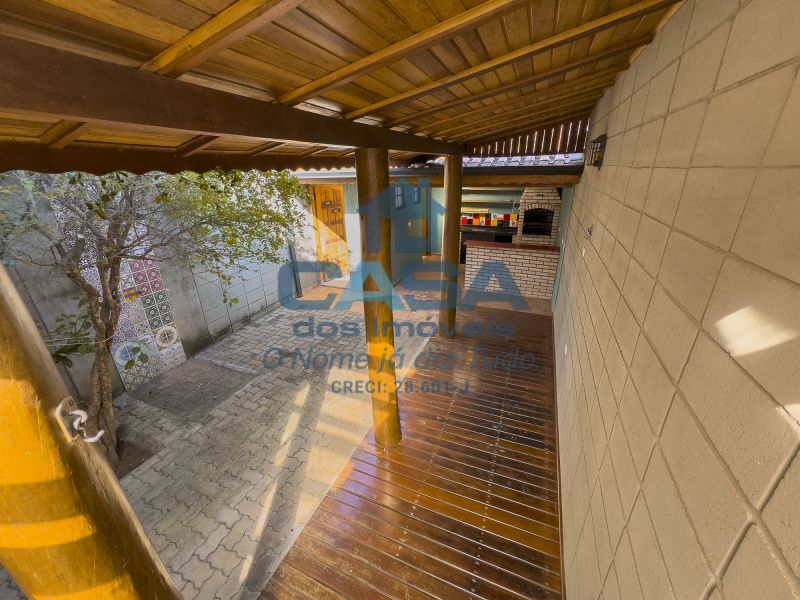 Linda Casa em Condomínio com Área Gourmet e Vista para Montanha — foto 2