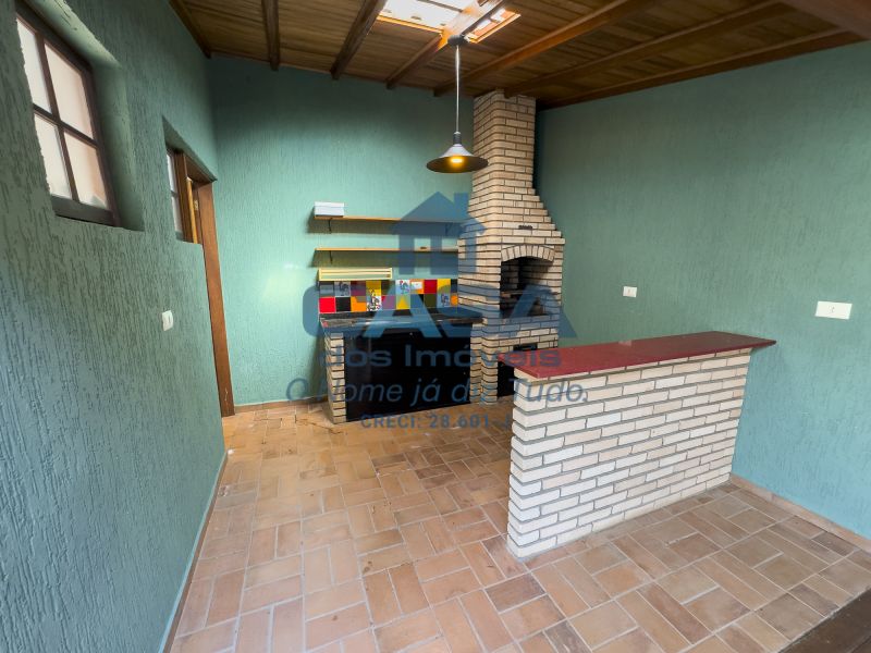 Linda Casa em Condomínio com Área Gourmet e Vista para Montanha — foto 4