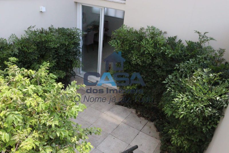 Casa de Alto Padrão no Condomínio Residencial Vila Shangrila. — foto 4