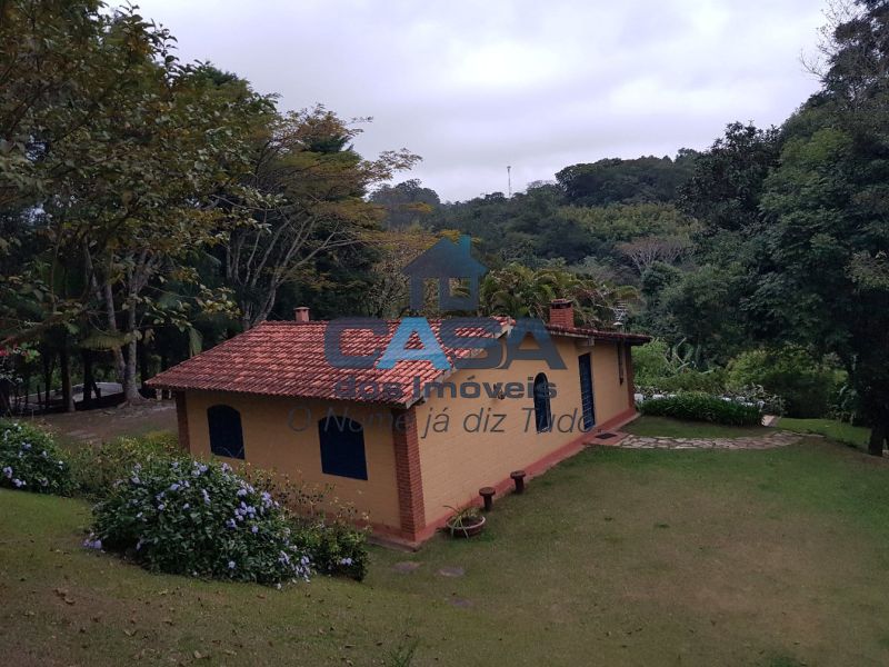 Linda Chácara a beira da rodovia Raposo Tavares em São Roque. — foto 4