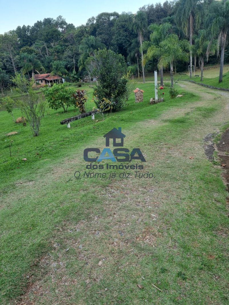 Lindo Sítio com extensa área verde e Piscina no Jardim Guaçu. — foto 4
